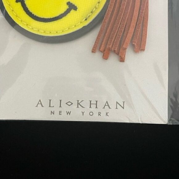 Ali Khan New York Smiley Face Lobster Claw Tassel Keychain New  Hangs 5" Origina - Picture 2 of 3
